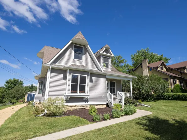 619 S Wisconsin St, Mineral Point, WI 53565