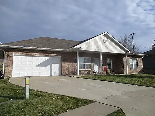2606 Grand Banks Dr Photo 1