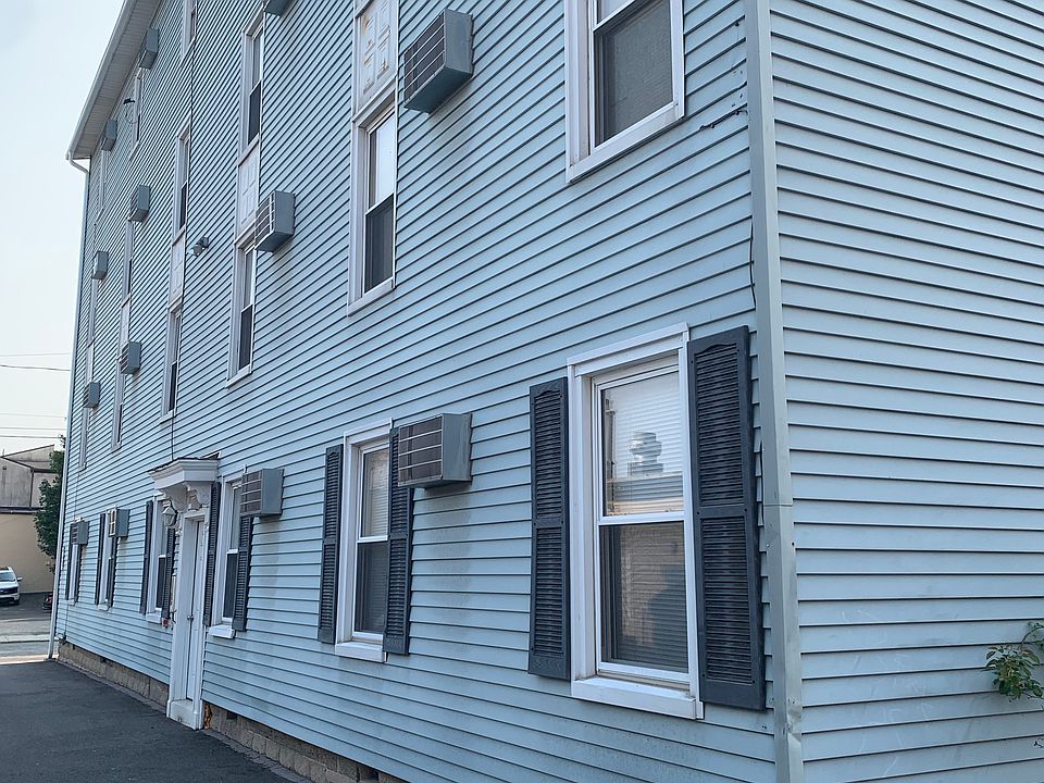 1st image of 13 Park Pl #C-2