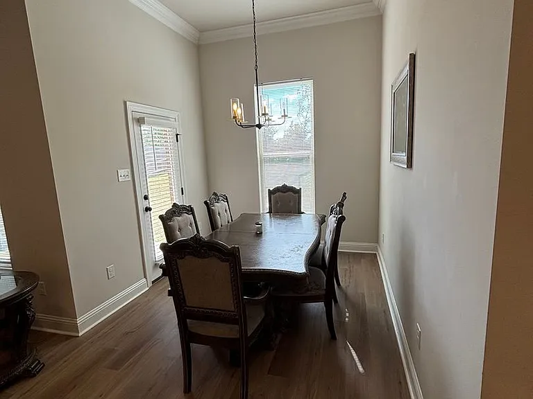 331 Hummingbird Ln — Photo 6