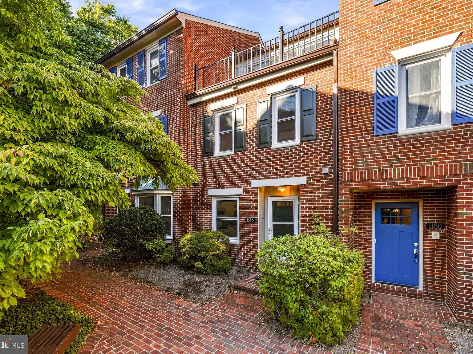 3 bed, 3.5 bath, 1530 sqft, $5,000 — Photo 3