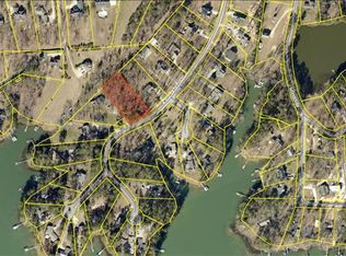 138 Milmont Shores Rd, Chapin, SC 29036