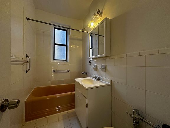 5th image of 41-66 77th St #2C