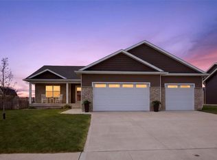 614 11th Ave, Slater, IA 50244
