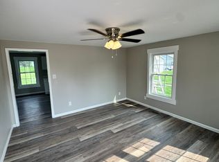 3724 Pelletier Town Rd, La Grange, NC 28551