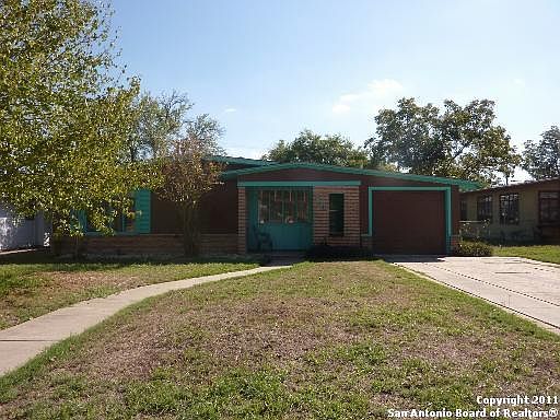 2nd image of 250 Serna Park