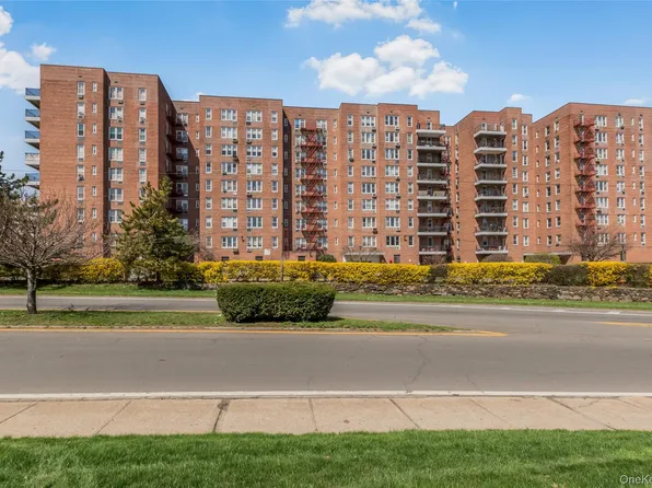 245 Rumsey Road #8T, Yonkers, NY 10701