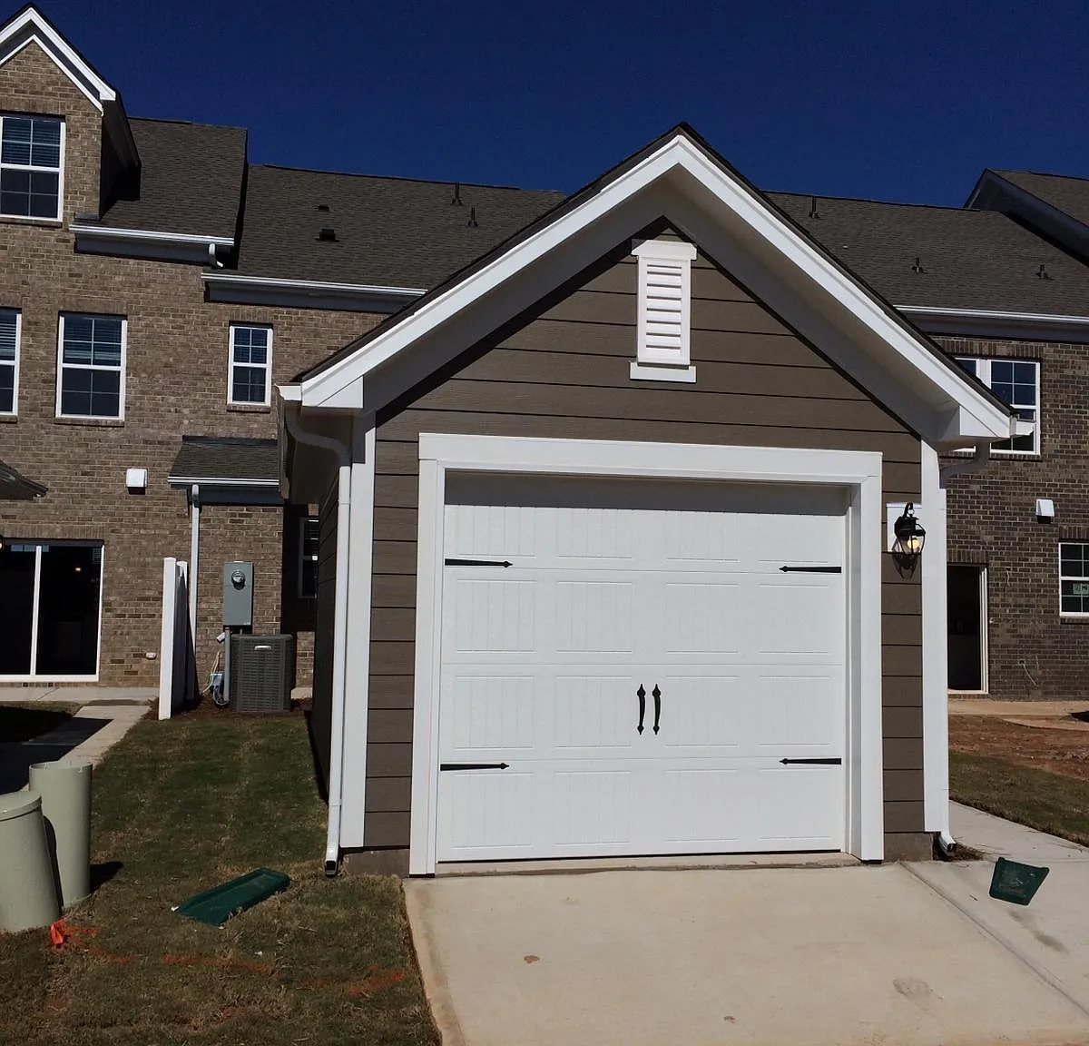 3 bed, 2.5 bath, 1344 sqft, $2,450 — Photo 4