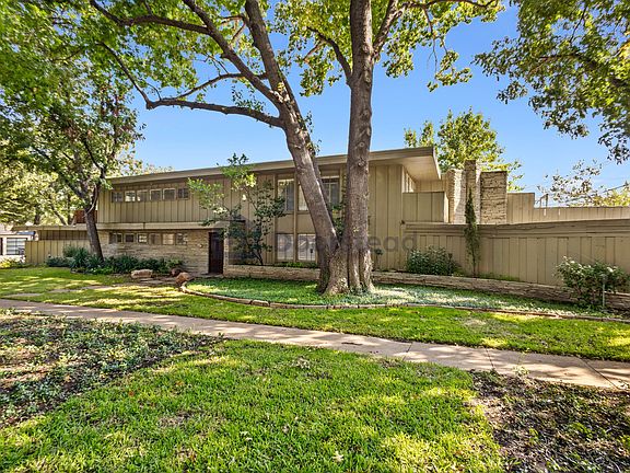 5th image of 701 Monticello Dr #105