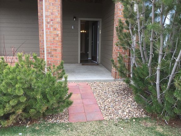 Private patio entrance.