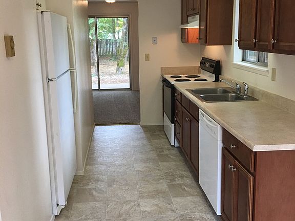 5th image of 690-692 NW Linden Ave #692-LIN