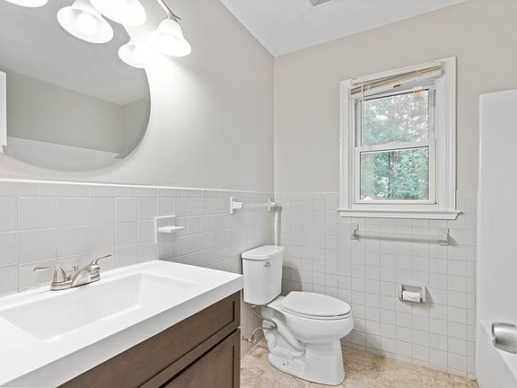 2nd image of 9319 Creasman Dr