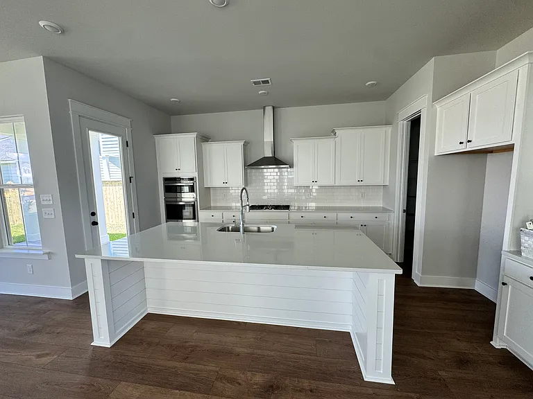 134 Cloverfield Trail Dr — Photo 32