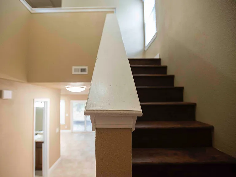 1562 N Dawn Dr — Photo 9