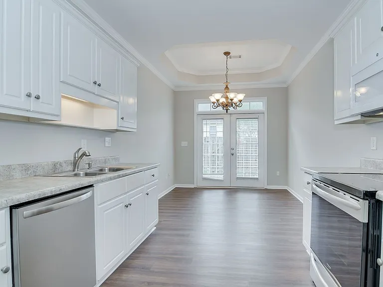 317 Hogan Way — Photo 15