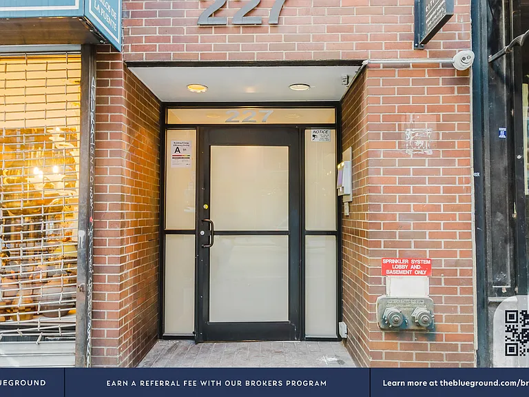 227 E 59th St #1A — Photo 13