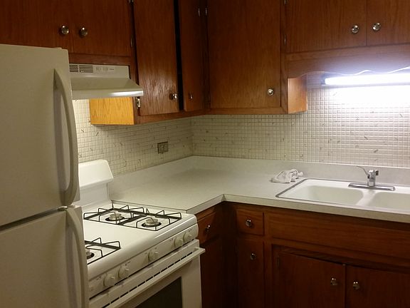 2nd image of 5711 S Kenton Ave APT 3N