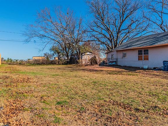 2nd image of 621 E Morton St Lot 5