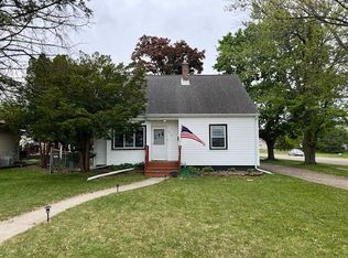 512 Jefferson St, Oregon, WI 53575