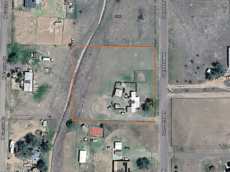 2nd image of 3420 N Malapai Dr