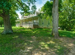 10433 Hopewell Rd, Silver Point, TN 38582