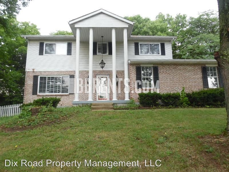 1st image of 1300 Parkway Ct