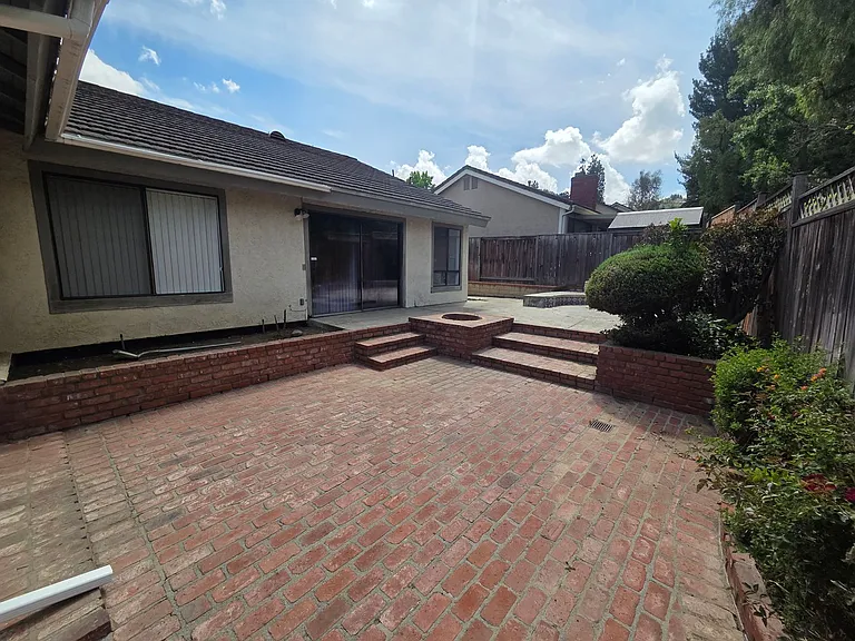 1405 Paseo Manzana — Photo 23
