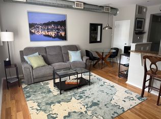 182 Gay St APT 202, Philadelphia, PA 19128