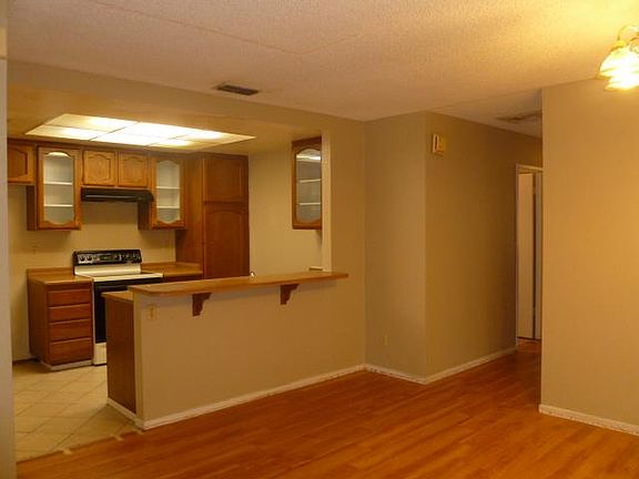 3rd image of 4150 Armadale Way