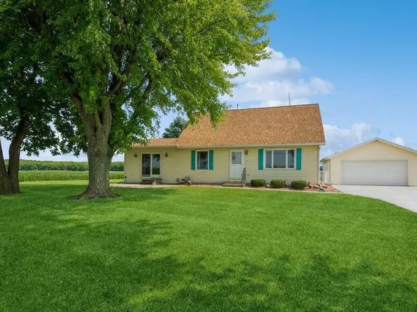N10454 County Road V, Mayville, WI 53050