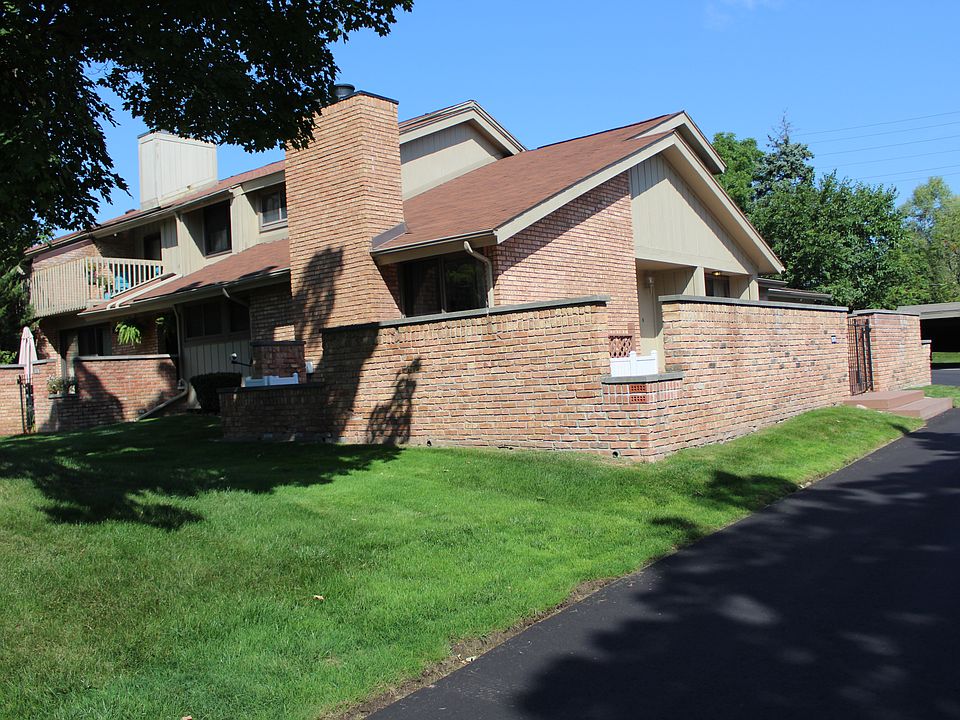 1st image of 1576 S Hill Blvd #1555