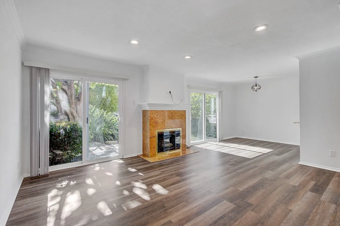 1214 S Alma St — Photo 1