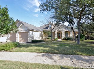 122 Santa Ursula, Helotes, TX 78023