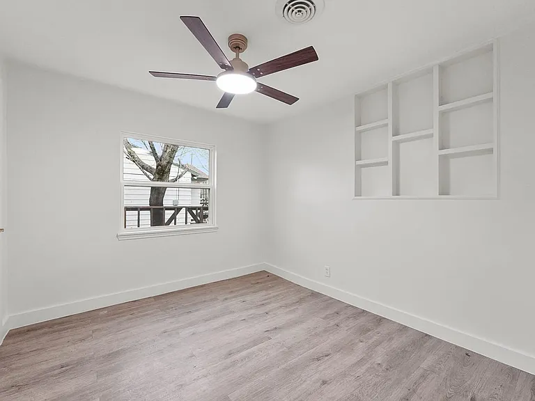 2655 Larry Dr — Photo 8