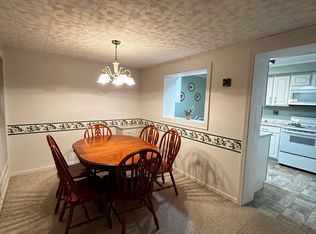 1368 Fenwick Ave, Star City, WV 26505