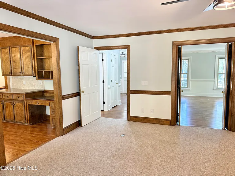 703 Daventry Dr — Photo 30