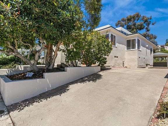 5th image of 2853 Dove St