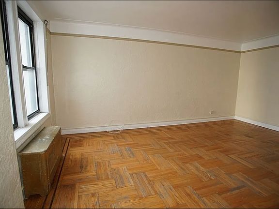 2nd image of 6623 Fort Hamilton Pkwy #2