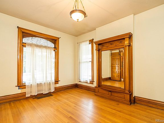 3rd image of 205 N Logan St Building 1