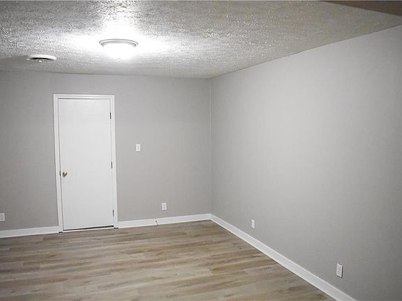 5th image of 7911 Bellwood Dr