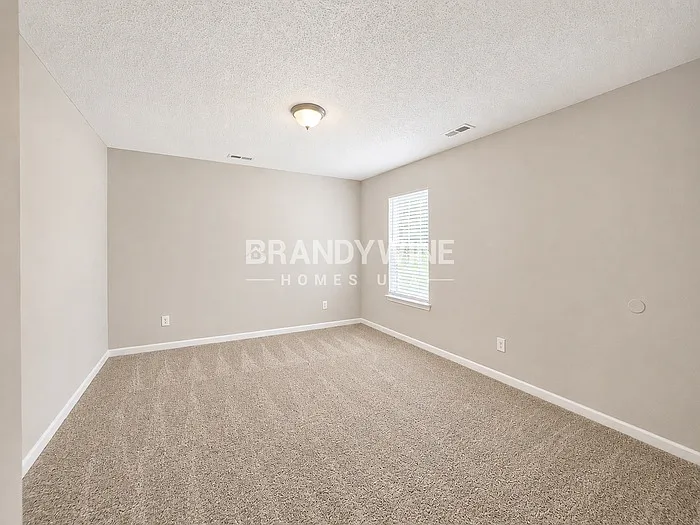 1735 Thriftwood Dr — Photo 18