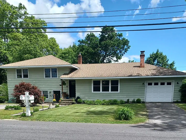 1 Cramer Rd #B — Photo 1
