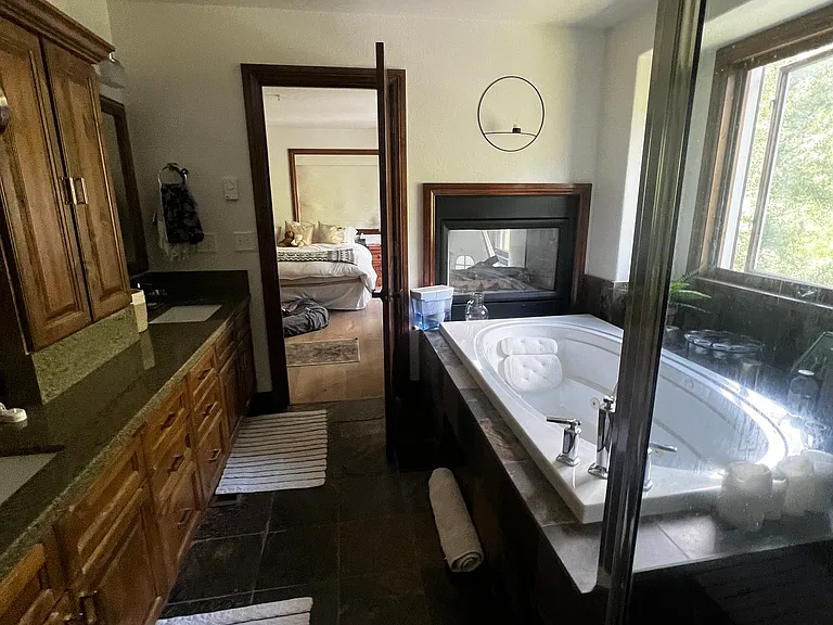 674 Main St #674 — Photo 13