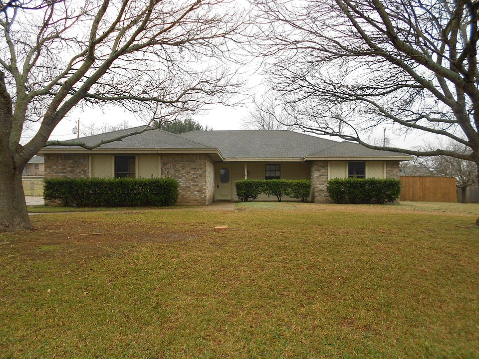 1st image of 106 Susan Kay Dr