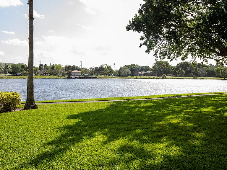 2738 Carambola Cir S #1913 — Photo 34