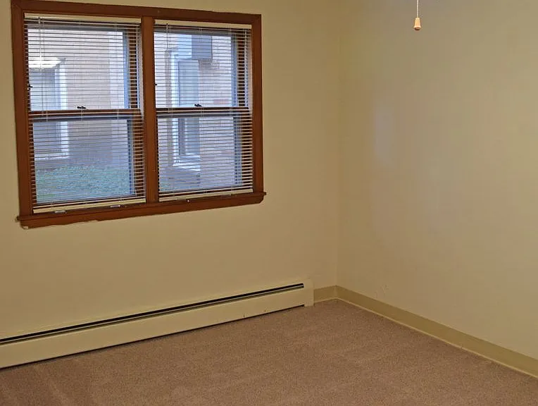 State Street Apartments — Photo 25