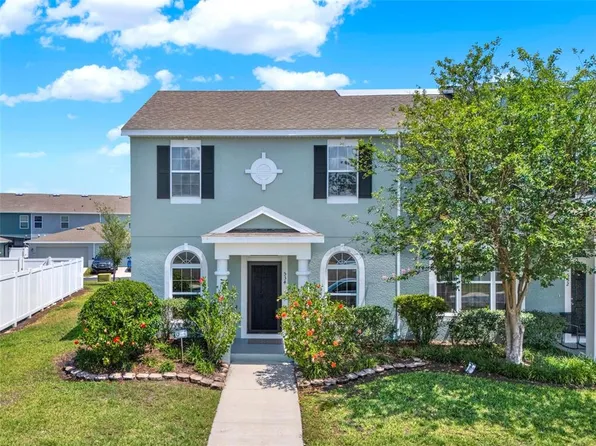 534 Juniper Springs Dr, Groveland, FL 34736