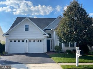 136 Andover Dr, Kendall Park, NJ 08824