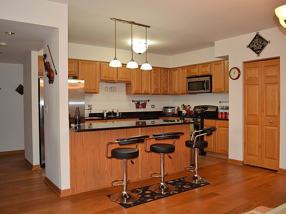 5th image of 6560 W Diversey Ave #607