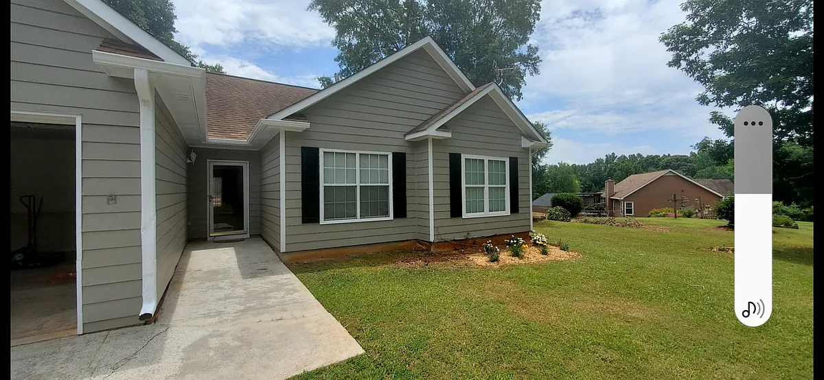 Building Photo - 1470 Riverbend Ct